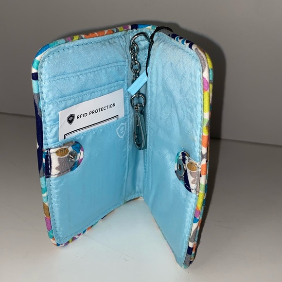 Vera Bradley RFID Small Bifold Wallet, Sunny Medallion fabric New With Tags NWT - Picture 6 of 14